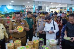 Sidak Pasar, Pemkot Mojokerto pastikan pasokan bahan pokok aman saat Lebaran