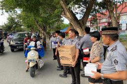 Peringati HBP, Lapas Palu bagi-bagi takjil untuk masyarakat