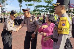 Soples Siregar, personel Polres Simalungun peroleh kenaikan pangkat pengabdian