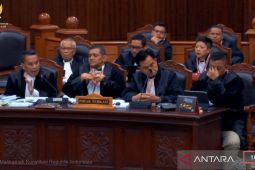 Hotman Paris mencecar Romo Magnis yang sebut presiden seperti pencuri