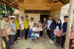 KPU Rejang Lebong santuni 14 penyelenggara pemilu tertimpa musibah