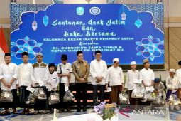Pj Gubernur Jatim ingin ASN berperan ringankan beban anak yatim