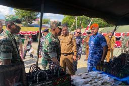 Korem Lilawangsa gelar bazar sandang pangan murah guna bantu warga jelang Idul Fitri