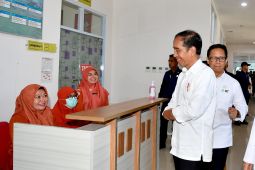 Presiden tinjau fasilitas dan pelayanan kesehatan RSUD Sultan Thaha