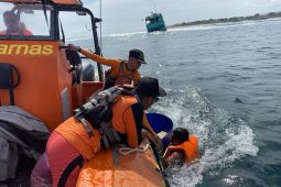 Basarnas Bali selamatkan lima awak KM Naga Mas Perkasa