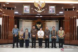 Komnas HAM dan Menko Polhukam bahas Papua dan pelanggaran HAM berat