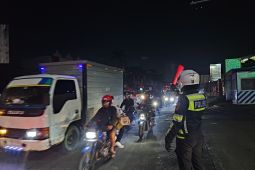 Jalur arteri Tangerang dipadati kedaraan roda dua pada puncak mudik Lebaran