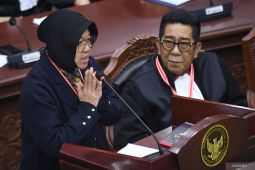Arief Hidayat jelaskan alasan MK tak panggil Jokowi