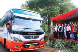 Pj Gubernur berangkatkan mudik gratis rute Jakarta ke Jatim