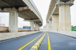 Jalan akses lewat tol menuju Stasiun Whoosh Halim ditambah