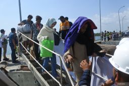 Kapal bantuan pemudik tujuan Pulau Raas