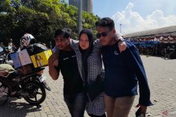 Terjebak antrean di Pelabuhan Ciwandan, sejumlah pemudik motor pingsan