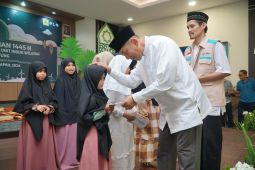Gelar Safari Ramadhan, Manajemen PLN Babel santuni puluhan anak yatim, dhuafa dan masyarakat