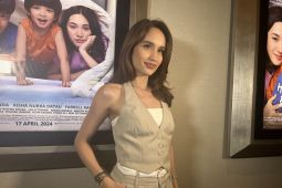 Kemarin, rencana Lebaran Cinta Laura sampai kiat berwisata