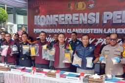 Kerja sama Polisi dan Bea Cukai ungkap pabrik narkoba Fredy Pratama