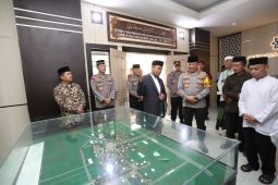 Kapolda Sumut bersilaturahmi ke Pondok Pesantren Ar-Raudhlatul Hasanah