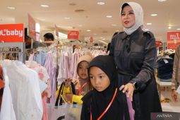 PKK Kalbar berbagi kasih dengan 50 anak yatim