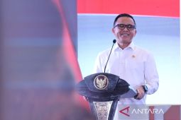 Menpan RB  Abdullah Azwar Anas apresiasi ASN yang tetap berikan pelayanan saat Lebaran 2024
