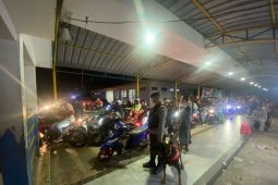 Subsatgas Satwa K9 Polda Malut patroli keamanan  di Pelabuhan Feri