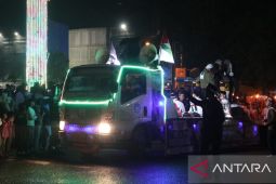 Peduli Palestina, kafilah Indrapuri galang donasi di tengah pawai takbiran