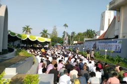 Seribuan warga Pangkalpinang Shalat Idul Fitri di Masjid Kubah Timah