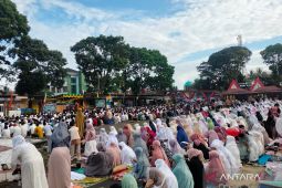 Bupati ajak muslim Rejang Lebong maknai sebulan penuh berpuasa