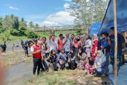 Tempat wisata di Balangan ramai dikunjungi warga saat libur panjang