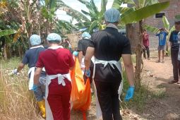 Polres Serang olah TKP penemuan mayat di Sungai Ciujung