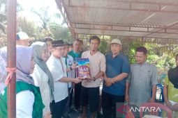 Pemkab Mukomuko-Baznas beri bantuan korban kebakaran rumah