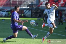 Persita Tangerang berbagi poin dengan Persib Bandung usai bermain imbang 3-3