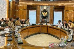 Menko Polhukam turun tangan bantu tindak truk tambang nakal di Parungpanjang