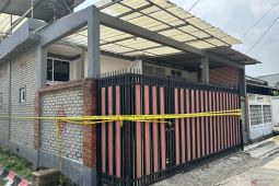 Polisi selidiki temuan mayat pria terkubur dalam rumah di Bandung Barat