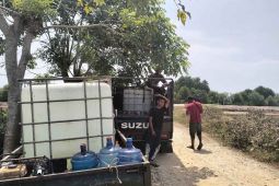 Warga blokir jalan ke penampungan imigran Rohingya di Aceh Timur