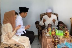 Emil Dardak dan Arumi Bachsin meriahkan Lebaran Ketupat di Trenggalek
