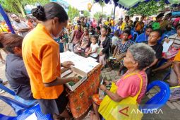 Dinsos Manokwari sebut 18.000 warga tidak mampu belum terima bansos