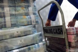 Rupiah turun 7 poin ke Rp16.244 per dolar AS