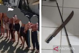 Polisi tangkap delapan remaja hendak lakukan aksi tawuran di Cibinong