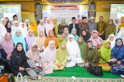 Hari Kartini, Khofifah ajak perempuan Tanah Air wujudkan perdamaian dunia