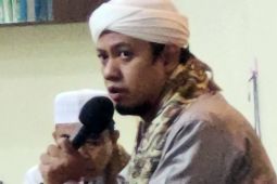Ustadz Walad ingatkan konsumsi rohani