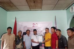 Tim Djoni Alamsyah ambil formulir pendaftaran Cakada 2024 di Gerindra Belitung