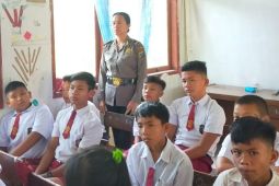 Polres Simalungun penyuluhan anti perundungan di SD Negeri Parbalokan