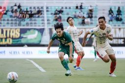 Liga 1 - Bali United tumbangkan Persebaya 2-0