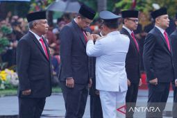 Wali Kota Medan terima Satyalancana Karya Bhakti Praja Nugraha dari Presiden