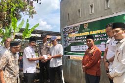 Wali Kota dan Baznas Binjai bantu korban kebakaran