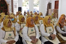 Pelatihan tata boga untuk pemberdayaan ekonomi perempuan Banten