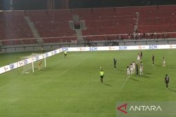 Arema tundukkan PSM Makassar 3-2 di Stadion Kapten I Wayan Dipta