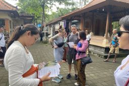 Dispar Bali temui masalah internet saat sidak pungutan wisman di Goa Gajah