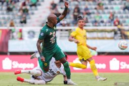 Liga 1: Gol telat Henrique ke gawang Persik bawa Persebaya "happy ending"