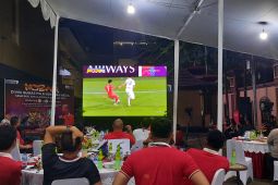 Nobar momentum dekatkan Polri dan masyarakat