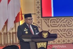 Gubernur Papua Barat ingatkan bupati soal anggaran seleksi DPRK